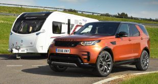 Land Rover Discovery crowned top tow car