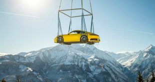 Porsche 911 Alpine stunt