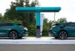 Flash-charding demonstration at BYD's UK HQ using Denza GT EVs