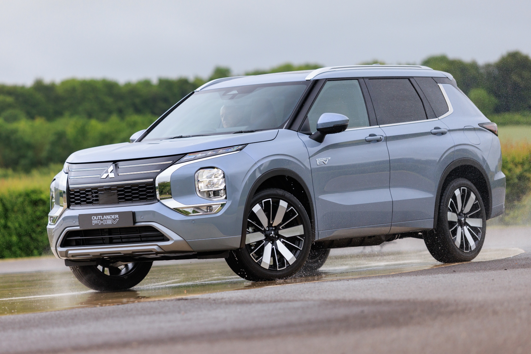 Mitsubishi Outlander PHEV