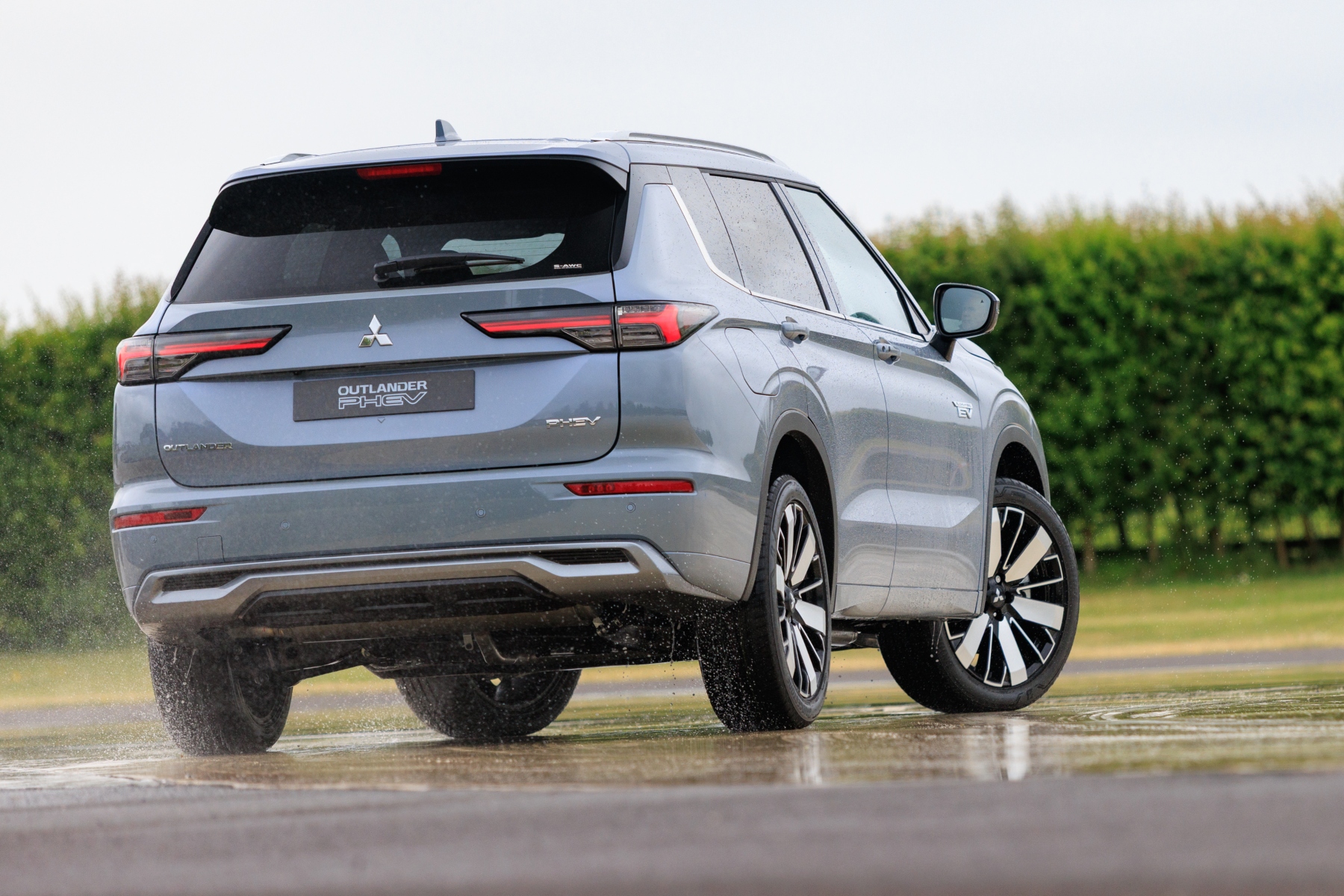Mitsubishi Outlander PHEV